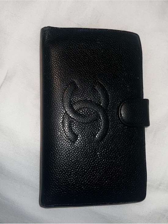 CHANEL Handbags - CHANEL Black Quilted Caviar Leather Bifold Wallet (Vintage)